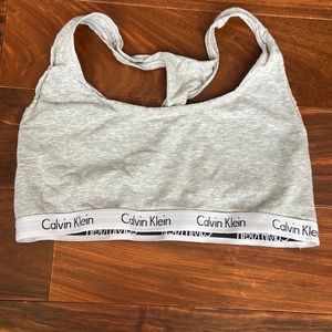 CALVIN KLEIN BRA